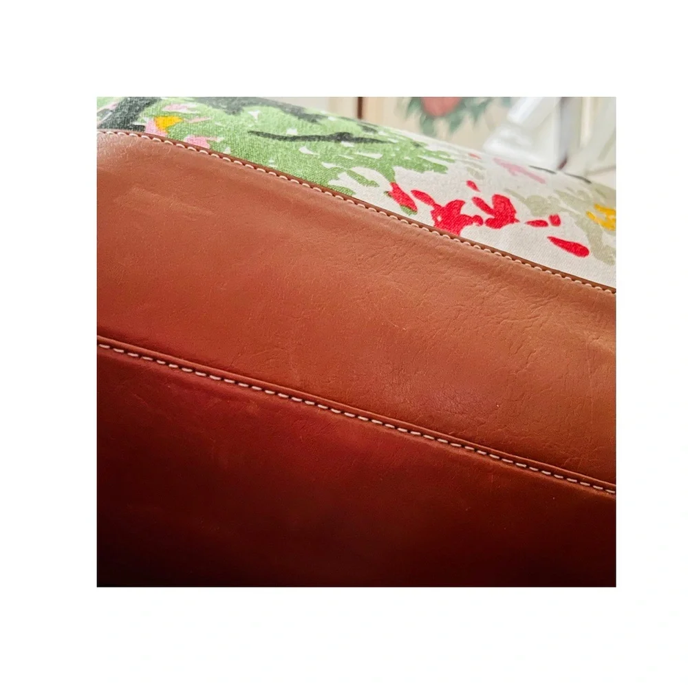 MILLY * Rare Calfskin Leather Floral Canvas Tote. Sensational! - Picture 10 of 14